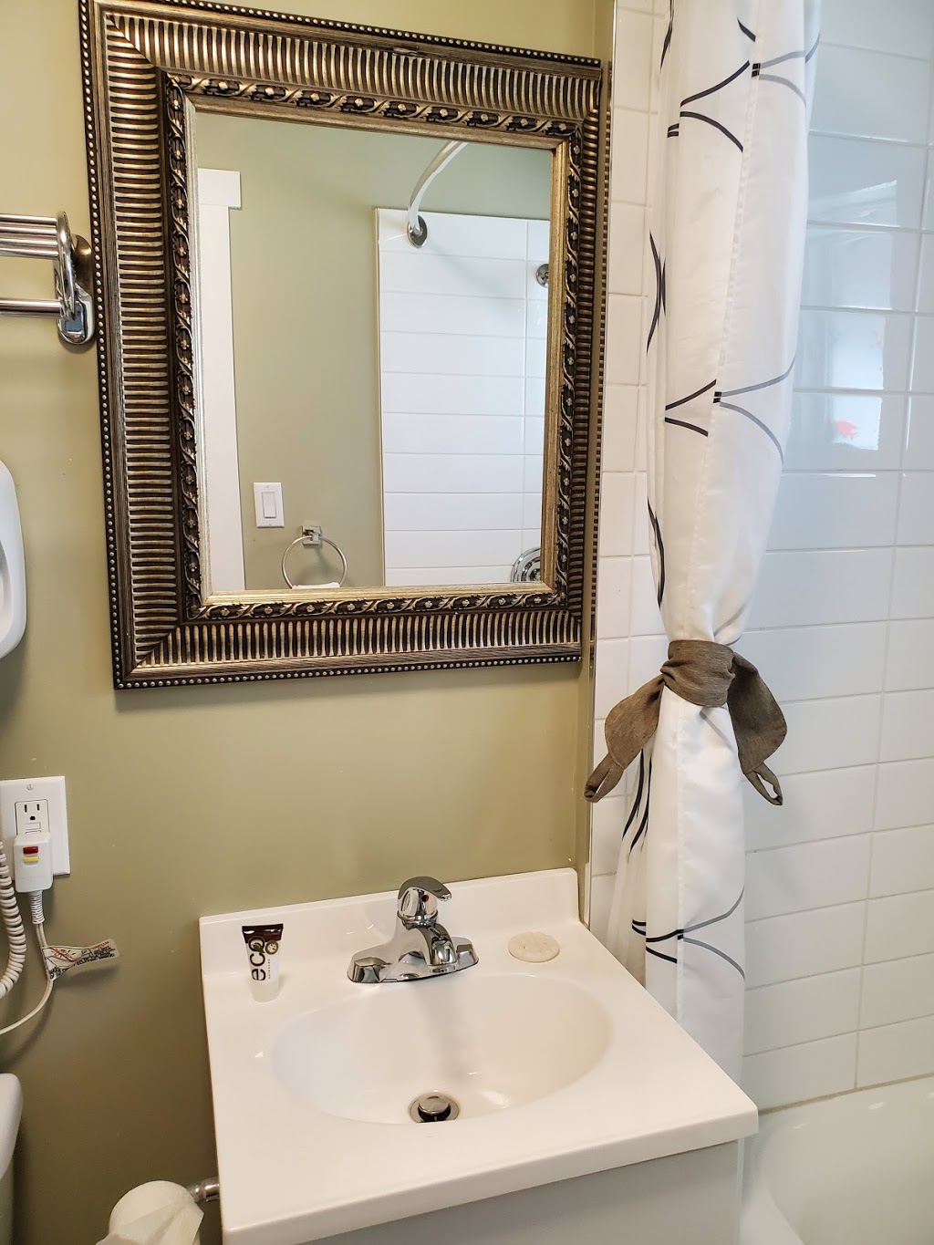 Ace Motel | 130 Bridge St, Princeton, BC V0X 1W0, Canada | Phone: (250) 295-7063