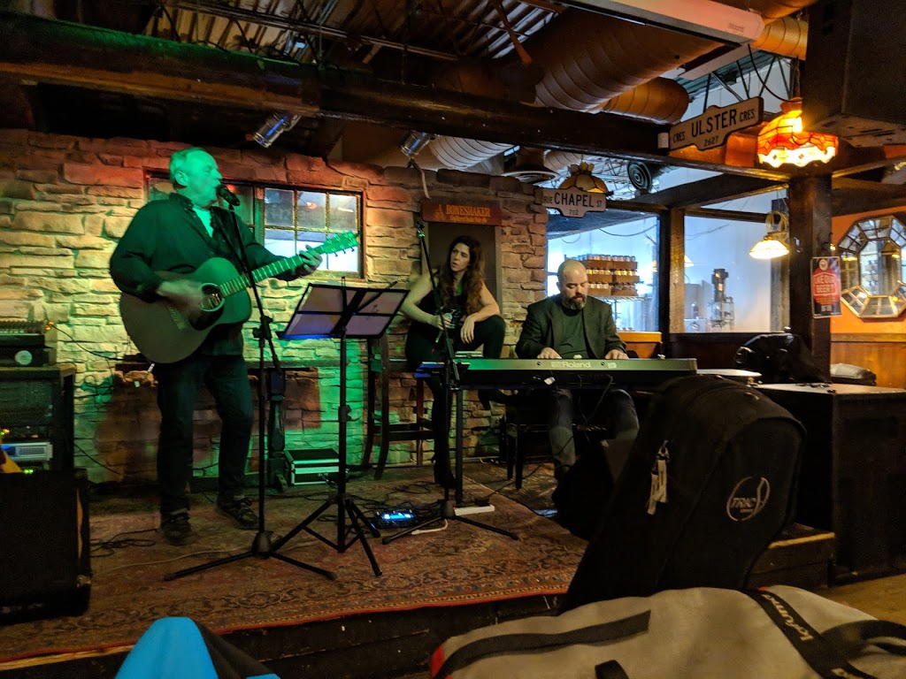 Grace OMalleys East Coast Pub & Restaurant | 1151 Ogilvie Rd, Gloucester, ON K1J 7P6, Canada | Phone: (613) 842-0220