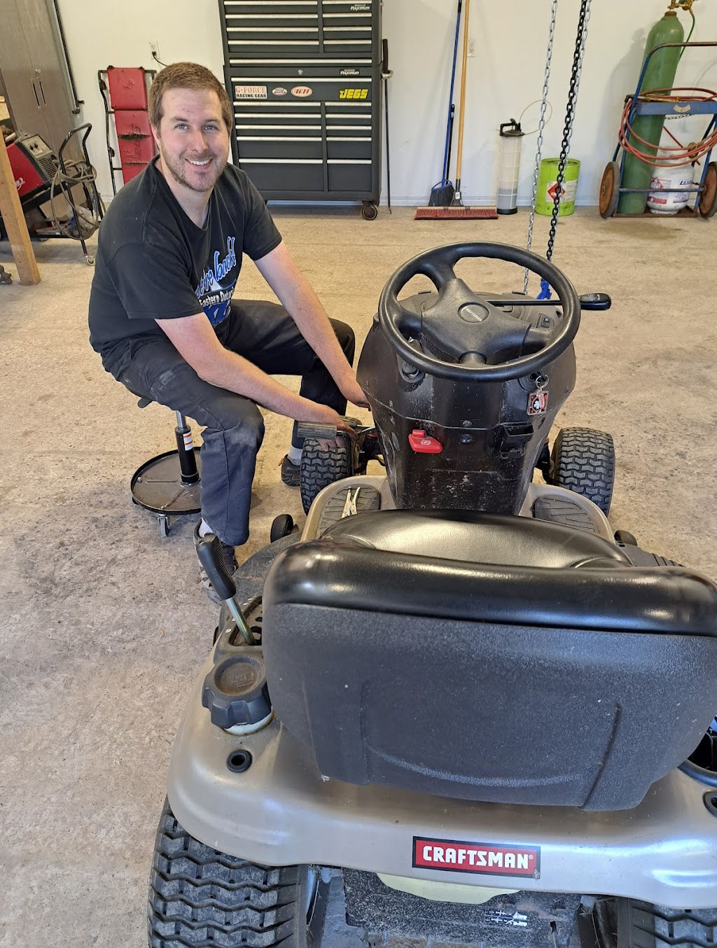 Pikes Small Engines | 2055 Russland Rd, Ottawa, ON K0A 3H0, Canada | Phone: (613) 297-8080