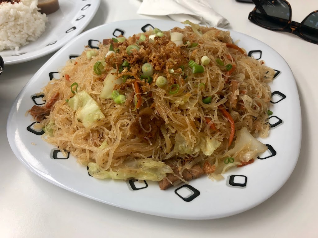 Lolas Kusina | 96 Rexdale Blvd #4, Etobicoke, ON M9W 1N7, Canada | Phone: (416) 792-4742