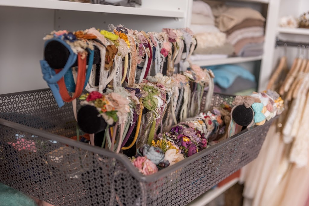 Kelly Lumley Photography | 591 Country View Dr, Petrolia, ON N0N 1R0, Canada | Phone: (519) 331-2971