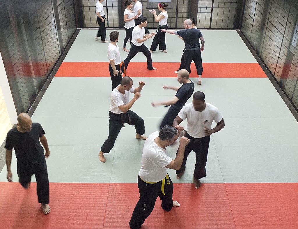 West End Athletic Cavendish Club | 6585 Chemin Mackle, Côte Saint-Luc, QC H4W 2Y4, Canada | Phone: (514) 489-6879