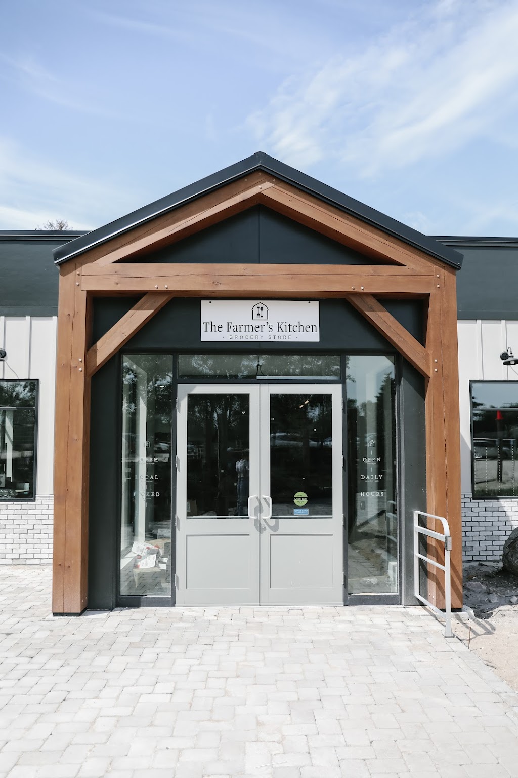 The Farmers Kitchen Grocery Store | 67082 Heatherdale Rd 25E, West Pine Ridge, MB R0E 1J0, Canada | Phone: (431) 482-1499