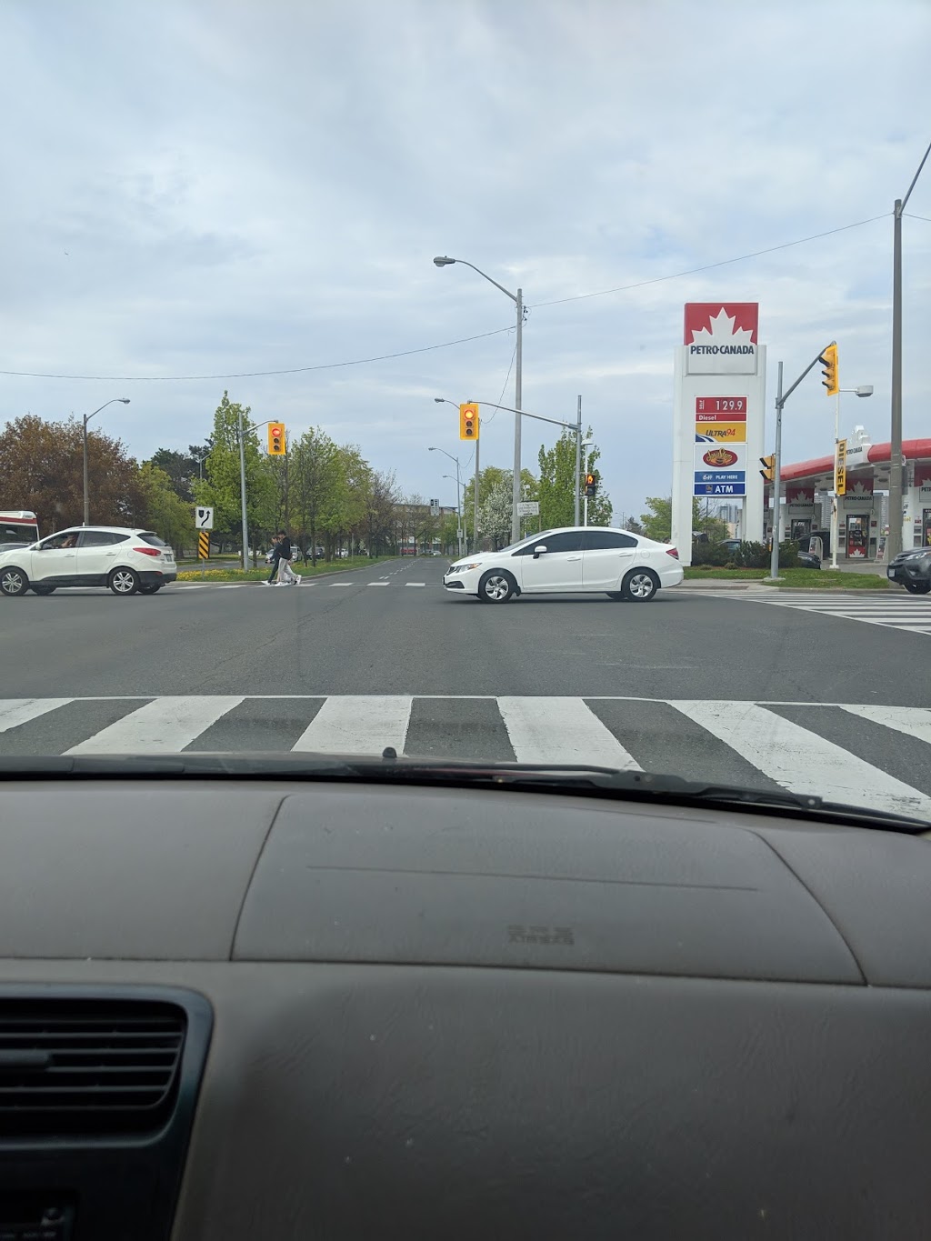 ADESA Auctions Canada Corporation | 6755 Mississauga Rd, Mississauga, ON L5N 7Y2, Canada | Phone: (905) 897-9855