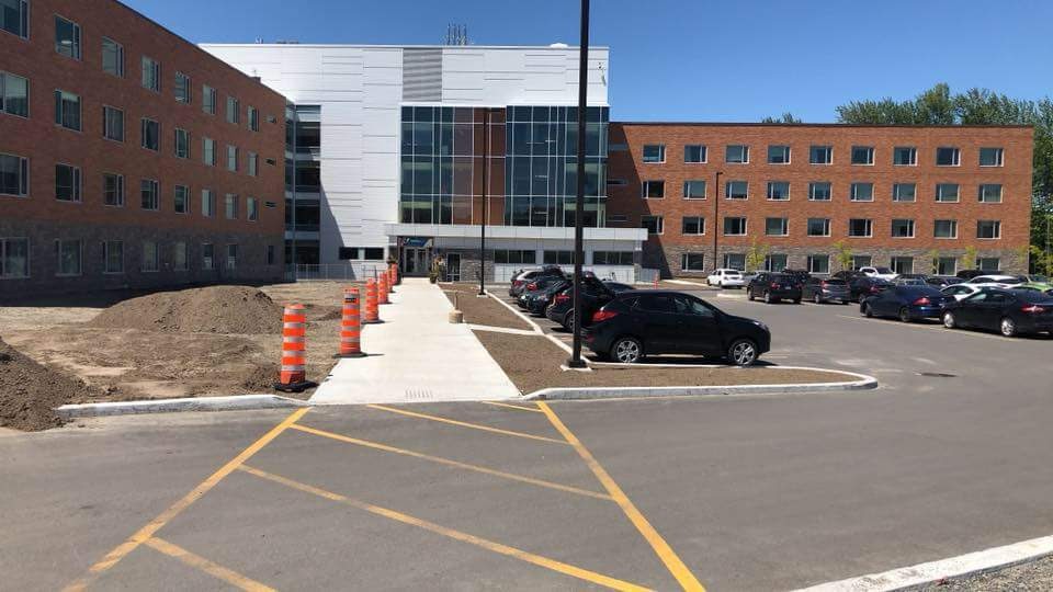 CHSLD Saint-Jérôme | 200 Rue Rolland, Saint-Jérôme, QC J7Z 5S1, Canada | Phone: (450) 436-3061