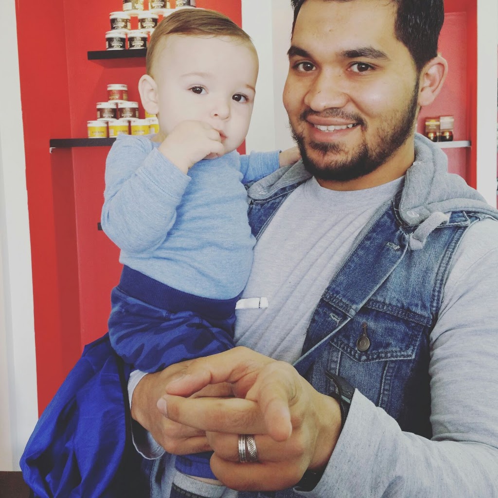 Mohamads Barber Shop | 95 Saginaw Pkwy, Cambridge, ON N1T 1Z2, Canada | Phone: (519) 267-1062