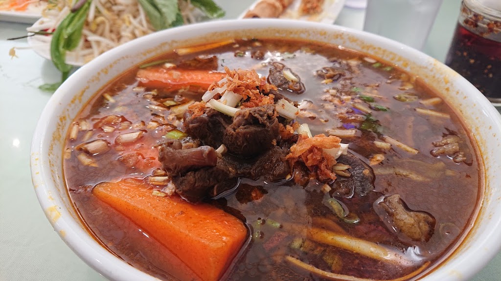 Kanata Noodle House | 500 Hazeldean Rd, Kanata, ON K2L 2B5, Canada | Phone: (613) 831-1121