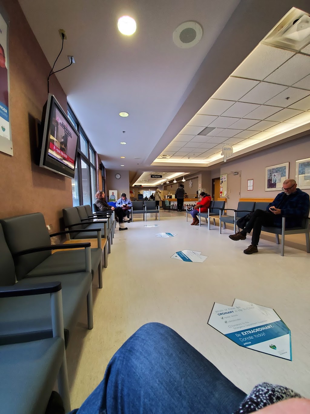 Eagle Ridge Hospital: Emergency Room | health | 475 Guildford Way, Port Moody, BC V3H 3W9, Canada | 6044612022 OR +1 604-461-2022