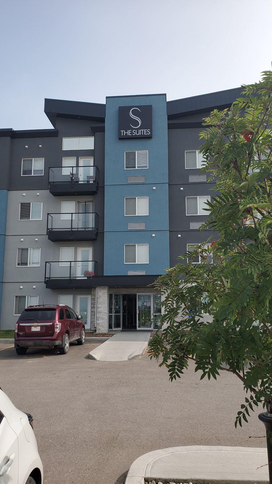 The Suites | lodging | 439 Memorial Parkway, AB T4E 1Z8, Canada | 8772137042 OR +1 877-213-7042