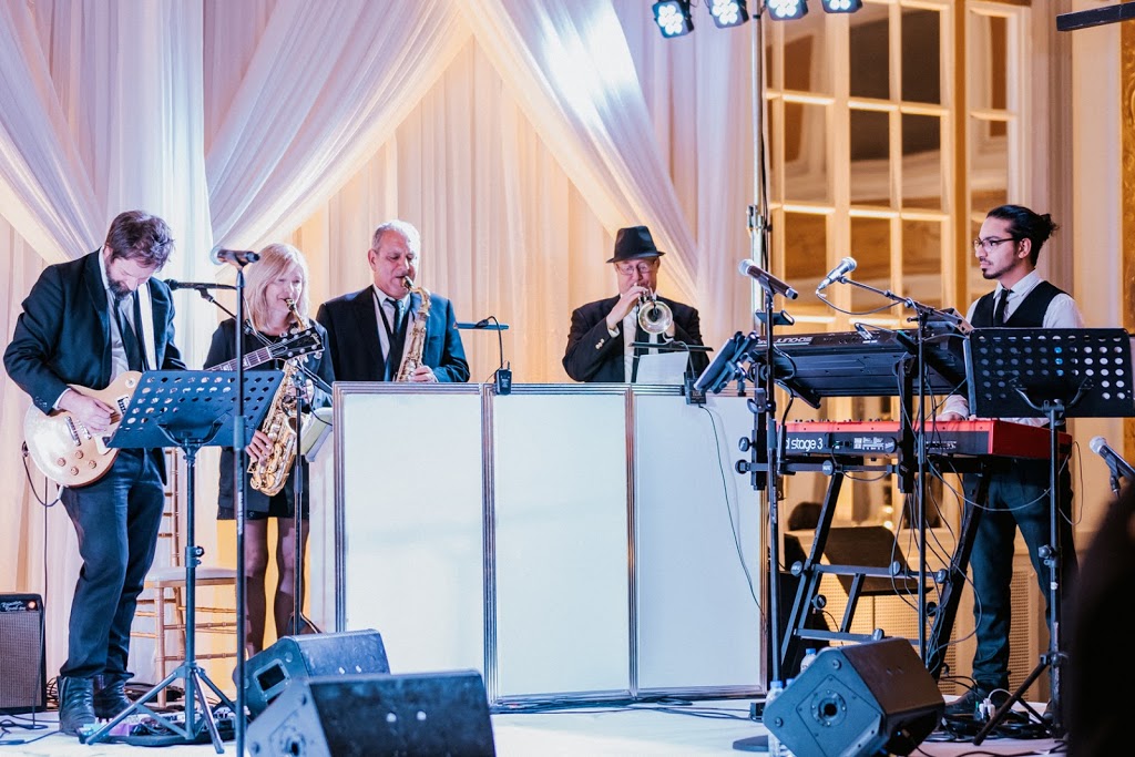 The Directors Showband | 45 Avenue Stirling #301, LaSalle, QC H8R 3N9, Canada | Phone: (514) 926-4426