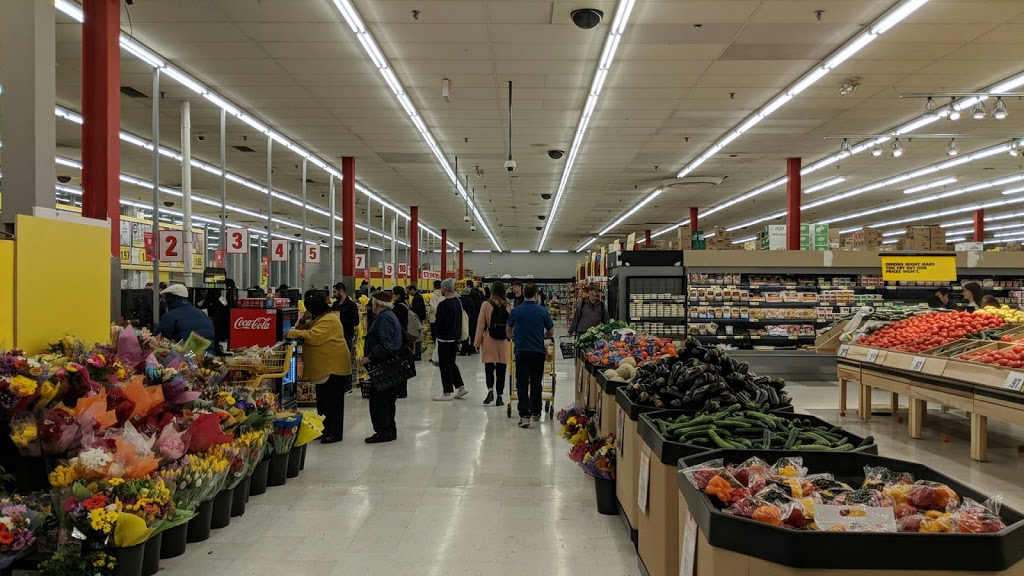 Dufferin Mall | 900 Dufferin St, Toronto, ON M6H 4A9, Canada | Phone: (416) 532-1152