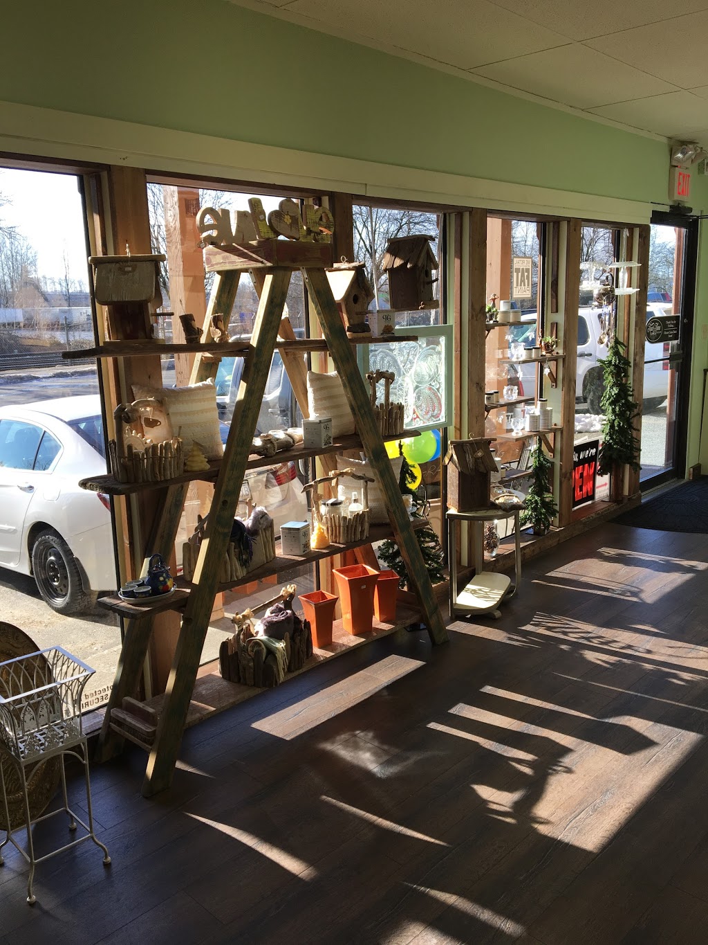 Tea Time Decor | 8024 Coleman St, Mission, BC V2V 6R5, Canada | Phone: (604) 763-8647