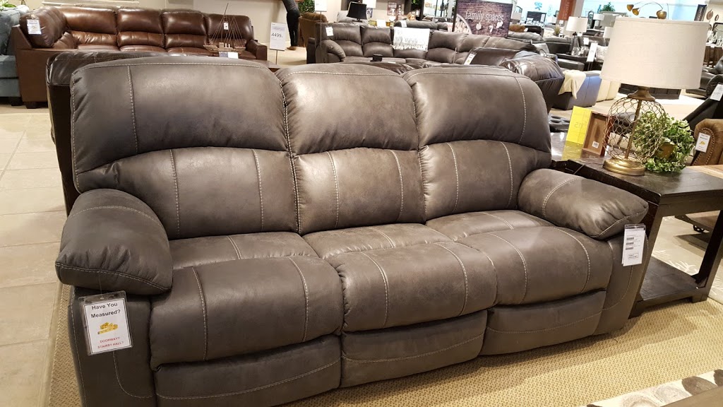 Ashley HomeStore | 184 Lynden Rd, Brantford, ON N3R 8A3, Canada | Phone: (226) 250-0138