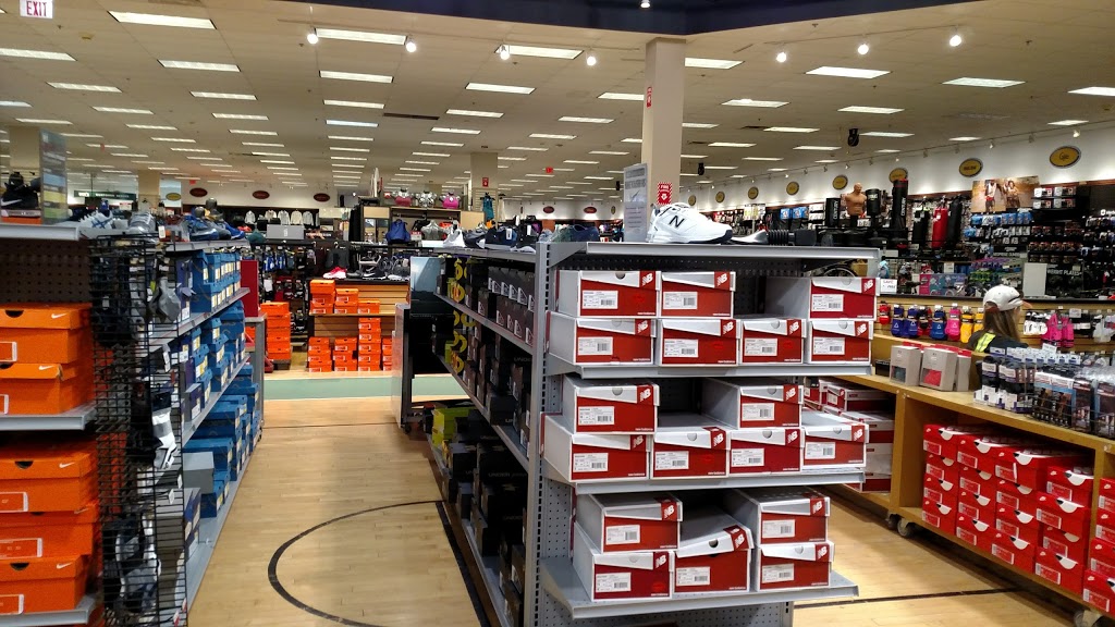 DICKS Sporting Goods | 5105 Transit Rd, Williamsville, NY 14221, USA | Phone: (716) 565-0417