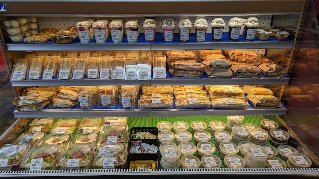 Cuisine Comme Chez Vous | 11 Bd des Pins, Drummondville, QC J2C 1P3, Canada | Phone: (819) 479-4148