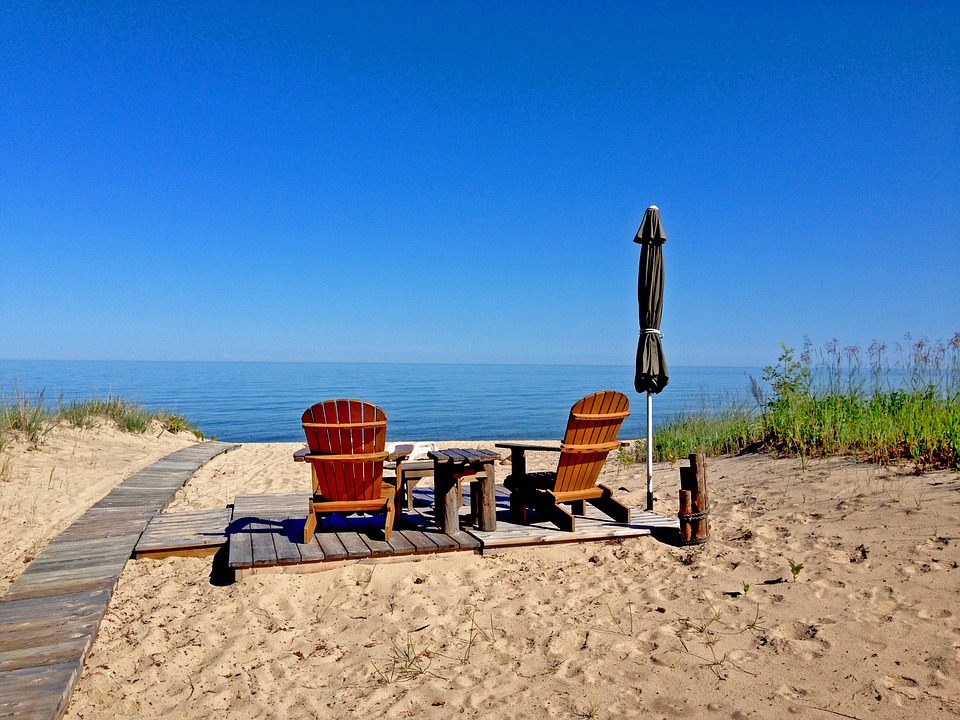 The Lakeshore Cottages | 7975 Lakeshore Rd, Fort Gratiot Twp, MI 48059, USA | Phone: (810) 334-6711