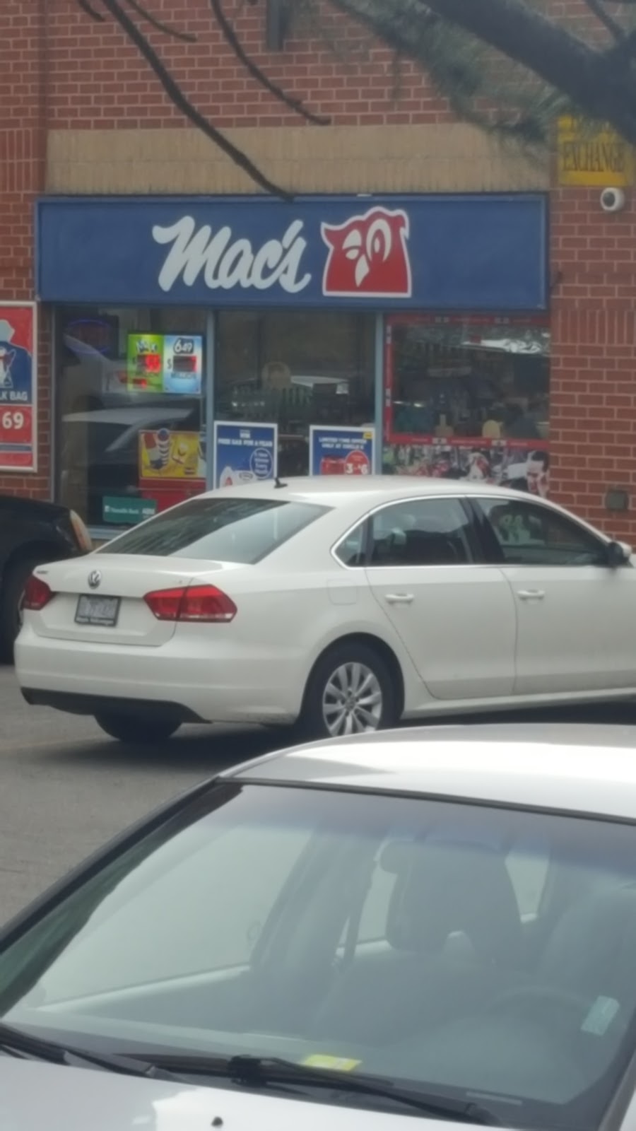 Circle K | 800 Steeles Ave W, Thornhill, ON L4J 7L2, Canada | Phone: (905) 738-4213