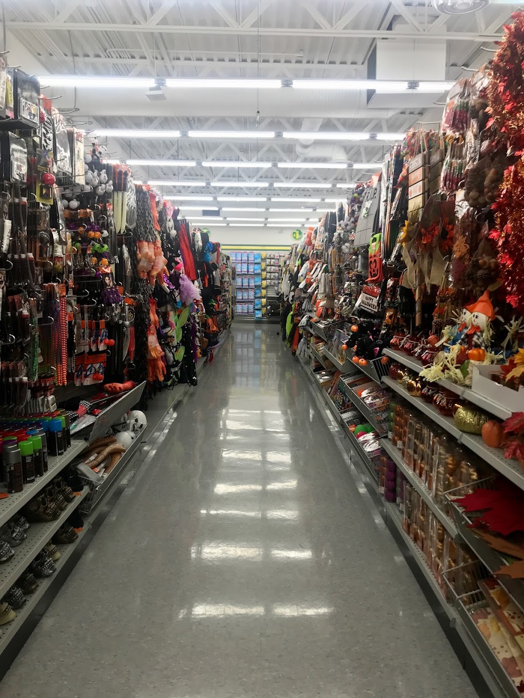 Dollarama | Glenmore Square, 7740 18 St SE, Calgary, AB T2C 2N5, Canada | Phone: (403) 441-0620