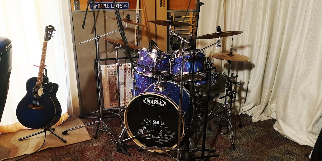 Wyred Up Recording Studio | 8 Lincoln Ct, Brampton, ON L6T 3Z2, Canada | Phone: (289) 274-9009