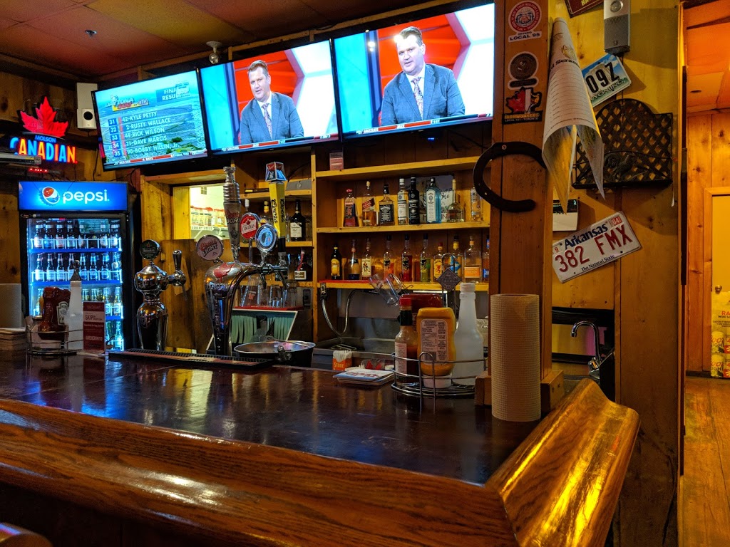 Wild Wing | 2880 Queen St E #3, Brampton, ON L6S 6E8, Canada | Phone: (905) 792-8188