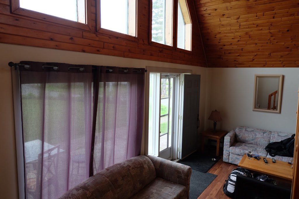 Paradis Motel | 11702 Hwy 17, West Nipissing, ON P0H, Canada | Phone: (705) 753-0787