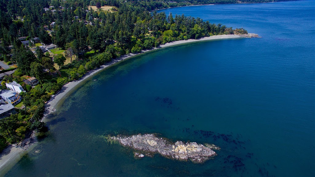 Balmacarra Park | 2Z8, 1890 Leyns Rd, Victoria, BC V8N 3W3, Canada