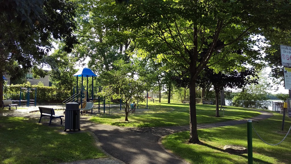 Parc Coursol | Rue Coursol, Pierrefonds, QC H9J 1V6, Canada