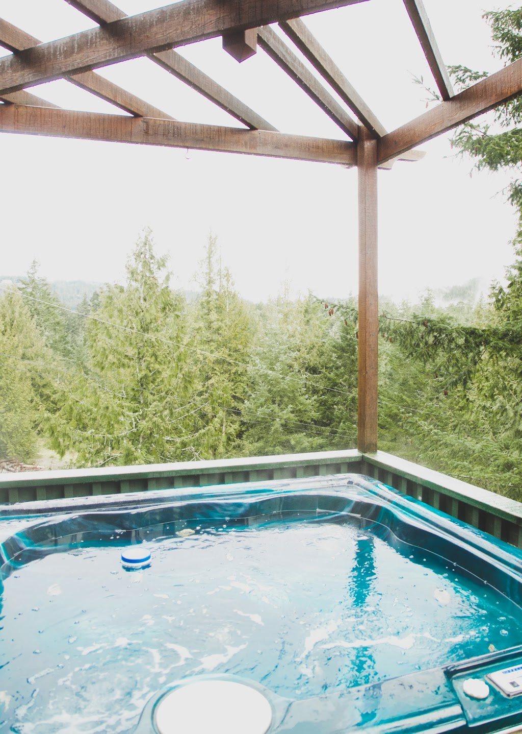 Matheson Lake Guest House | 1115 Matheson Lake Park Rd, Victoria, BC V9C 4G9, Canada | Phone: (250) 480-6746