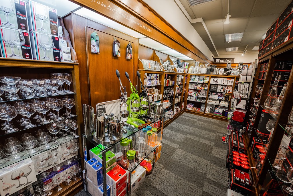 Bradshaws | 129 Ontario St, Stratford, ON N5A 3H1, Canada | Phone: (519) 271-6283