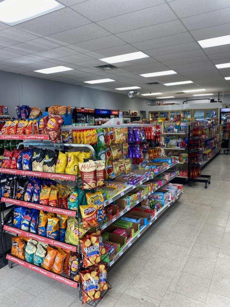 Hasty Market | 297 Lake St, Grimsby, ON L3M 4M8, Canada | Phone: (905) 309-0638
