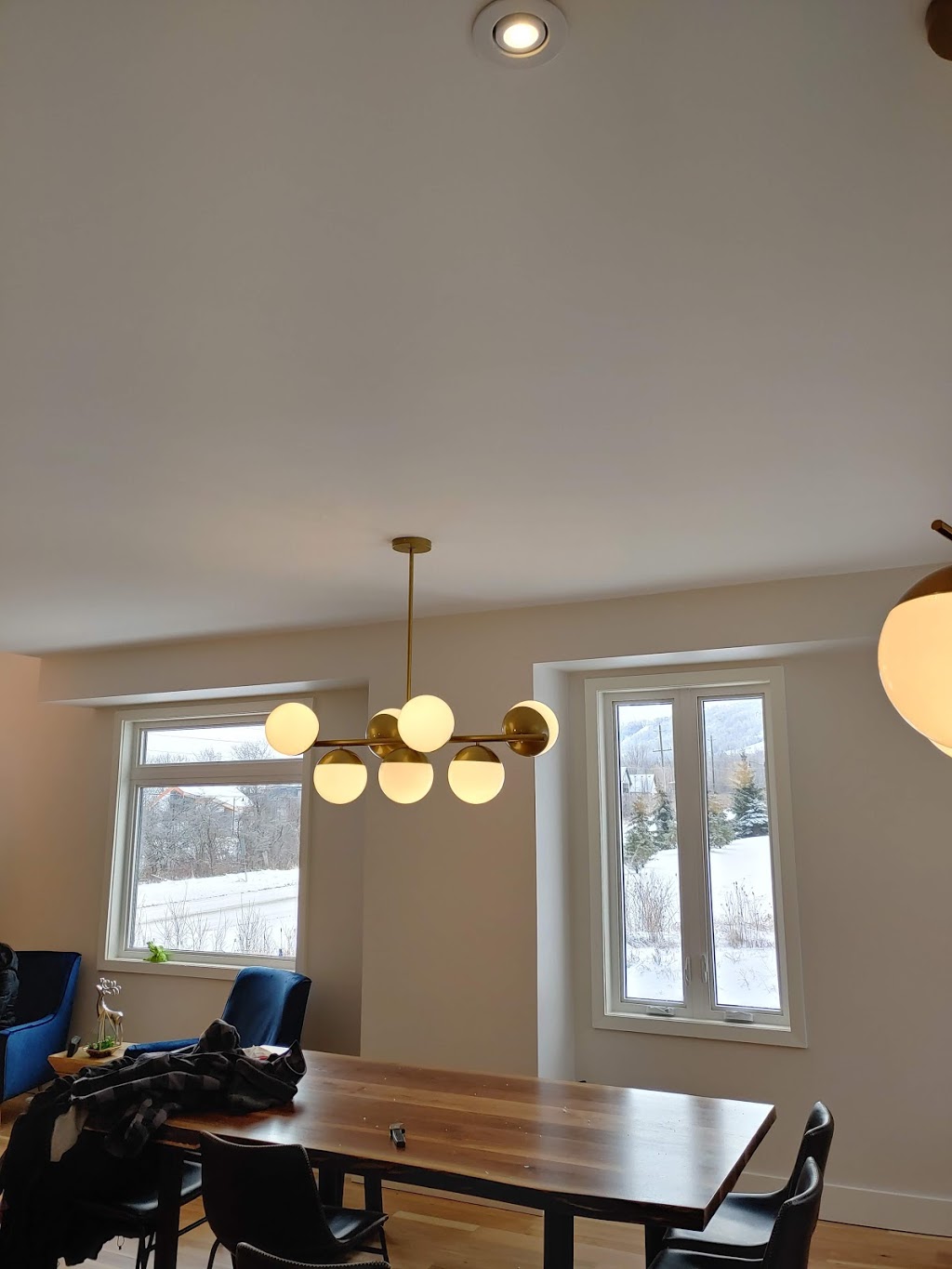 Mykon Electric North | 11 King St Unit 3, Barrie, ON L4N 6B5, Canada | Phone: (289) 971-5141