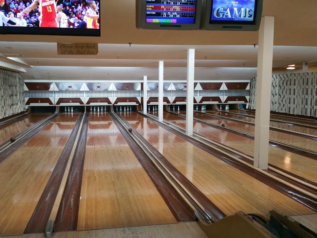 Plaza Bowling Co. | bowling alley | 10418 118 Ave NW, Edmonton, AB T5G 0P7, Canada | 7804777848 OR +1 780-477-7848