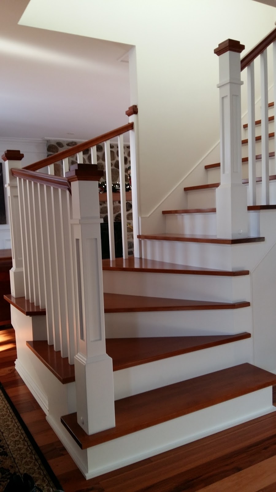 Maître dEscaliers Intérieurs | 16420 Rue du Sirocco, Mirabel, QC J7J 2P3, Canada | Phone: (514) 836-1767