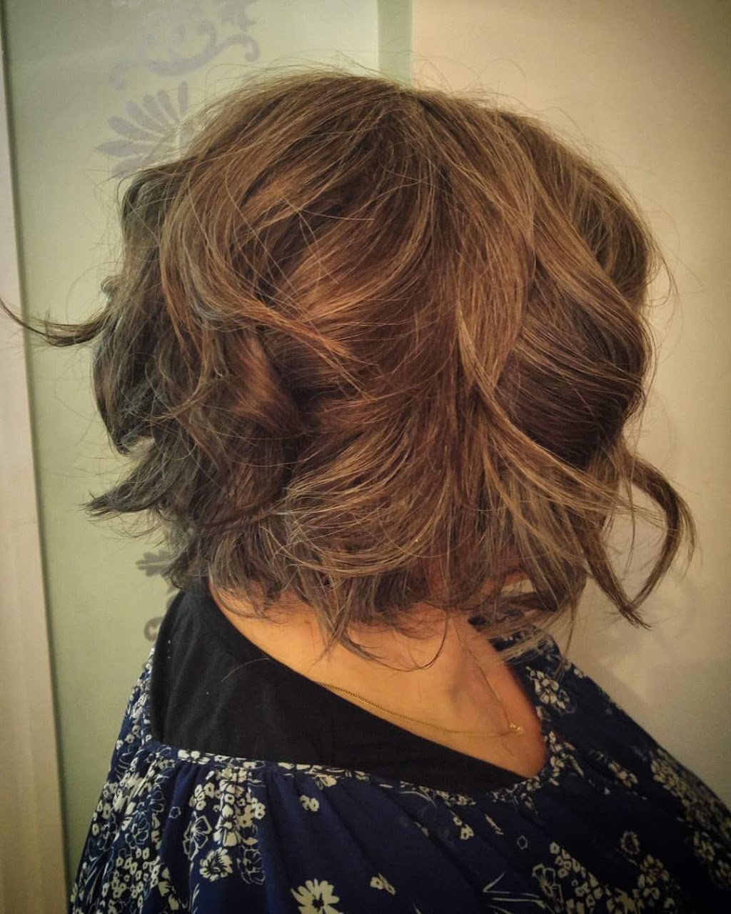 Elan Vitale Salon and Day Spa | 172 W Main St, Welland, ON L3C 5A2, Canada | Phone: (905) 732-4127