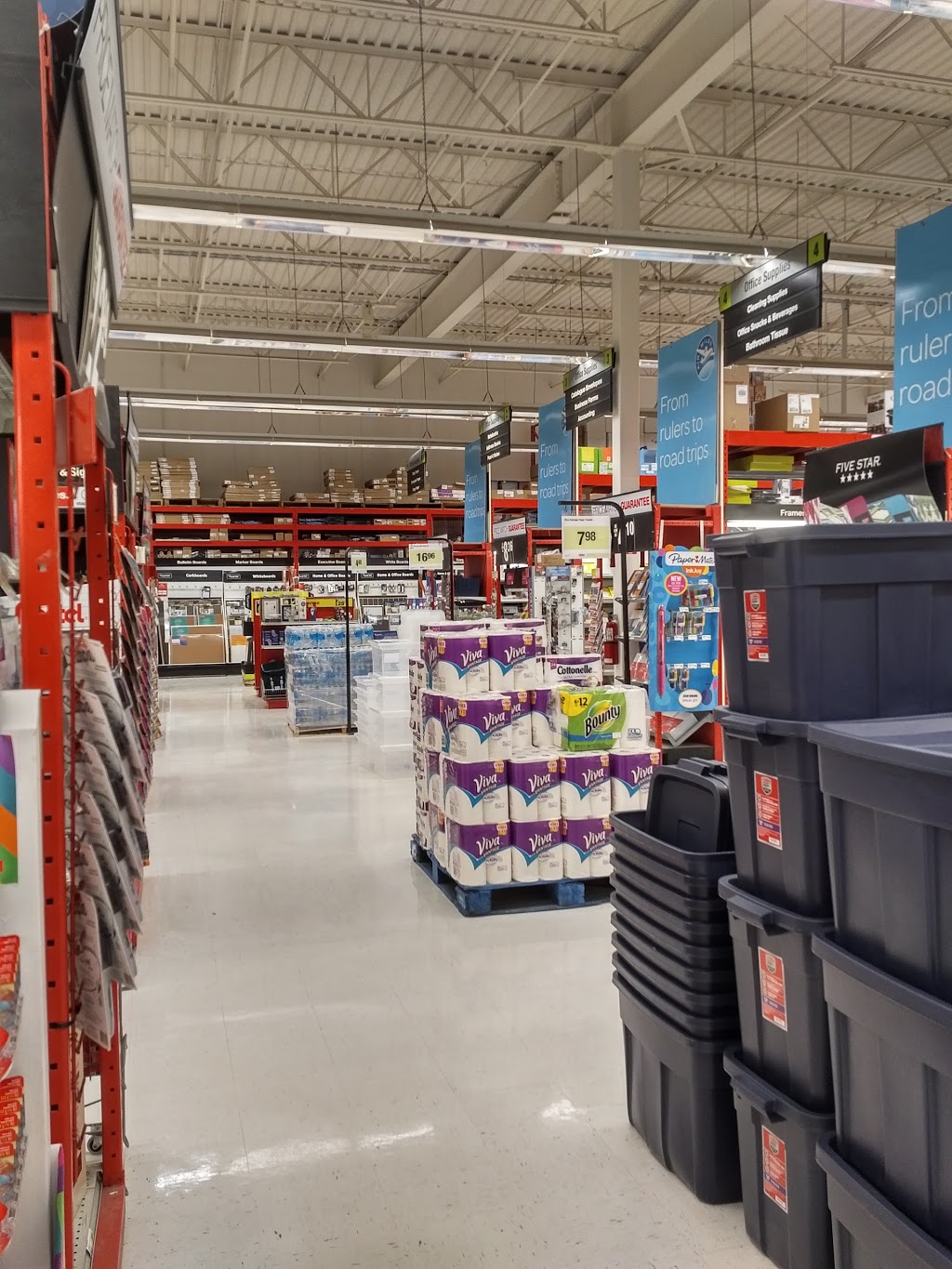 Staples | 36 Barrie View Dr, Barrie, ON L4N 8V4, Canada | Phone: (705) 733-3329