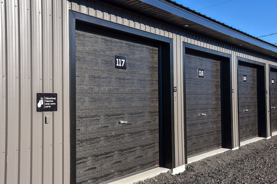 Mini Entrepôt Sainte-Hélène | 393 Rue Alfred Bédard, Sainte-Hélène-de-Bagot, QC J0H 1M0, Canada | Phone: (450) 381-6664