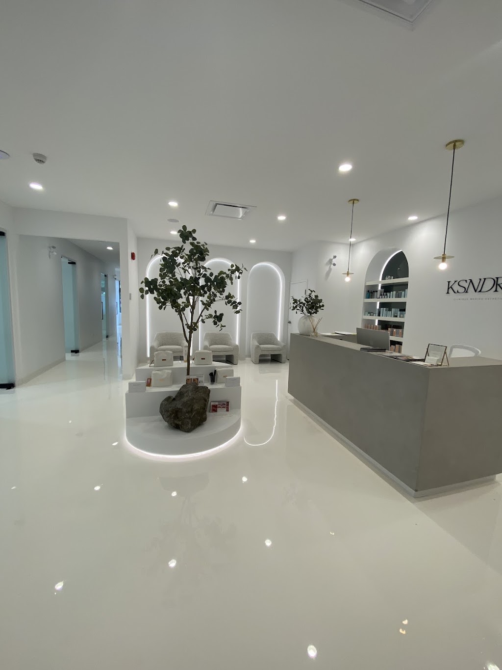 KSNDRA | 470 Bd Sir-Wilfrid-Laurier Bureau 103, Mont-Saint-Hilaire, QC J3H 3N9, Canada | Phone: (450) 464-4549