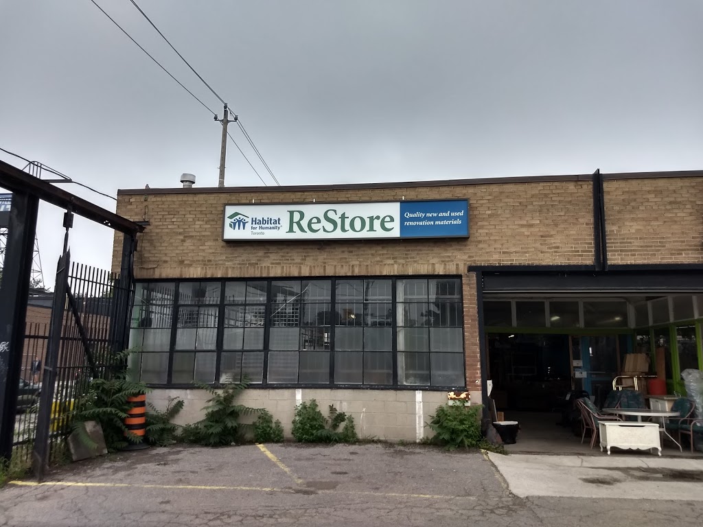 Habitat ReStore Studio District | 3 Carlaw Ave, Toronto, ON M4M 2R6, Canada | Phone: (647) 276-0580