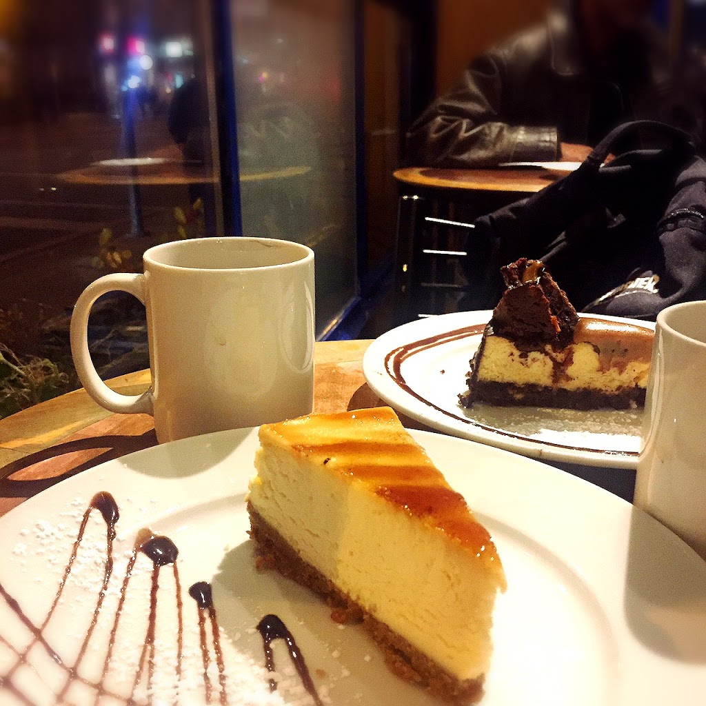 Future Bistro | 483 Bloor St W, Toronto, ON M5S 1Y2, Canada | Phone: (416) 922-5875