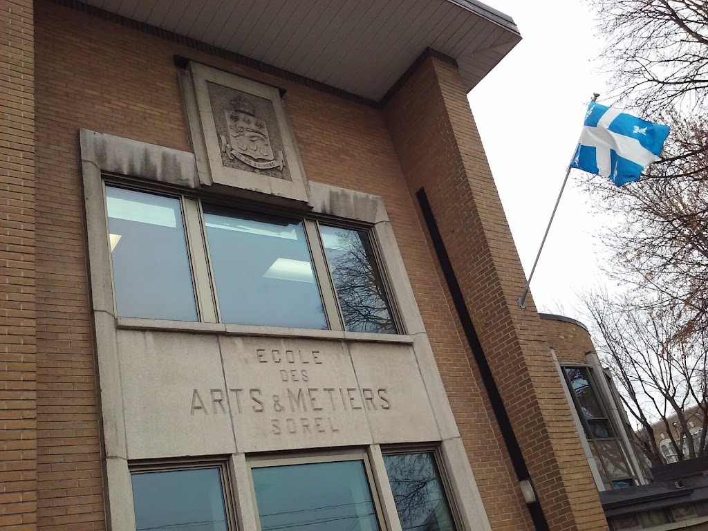 Centre de Services Scolaire de Sorel-Tracy | 41 Av. de lHôtel-Dieu, Sorel-Tracy, QC J3P 1L1, Canada | Phone: (450) 746-3990