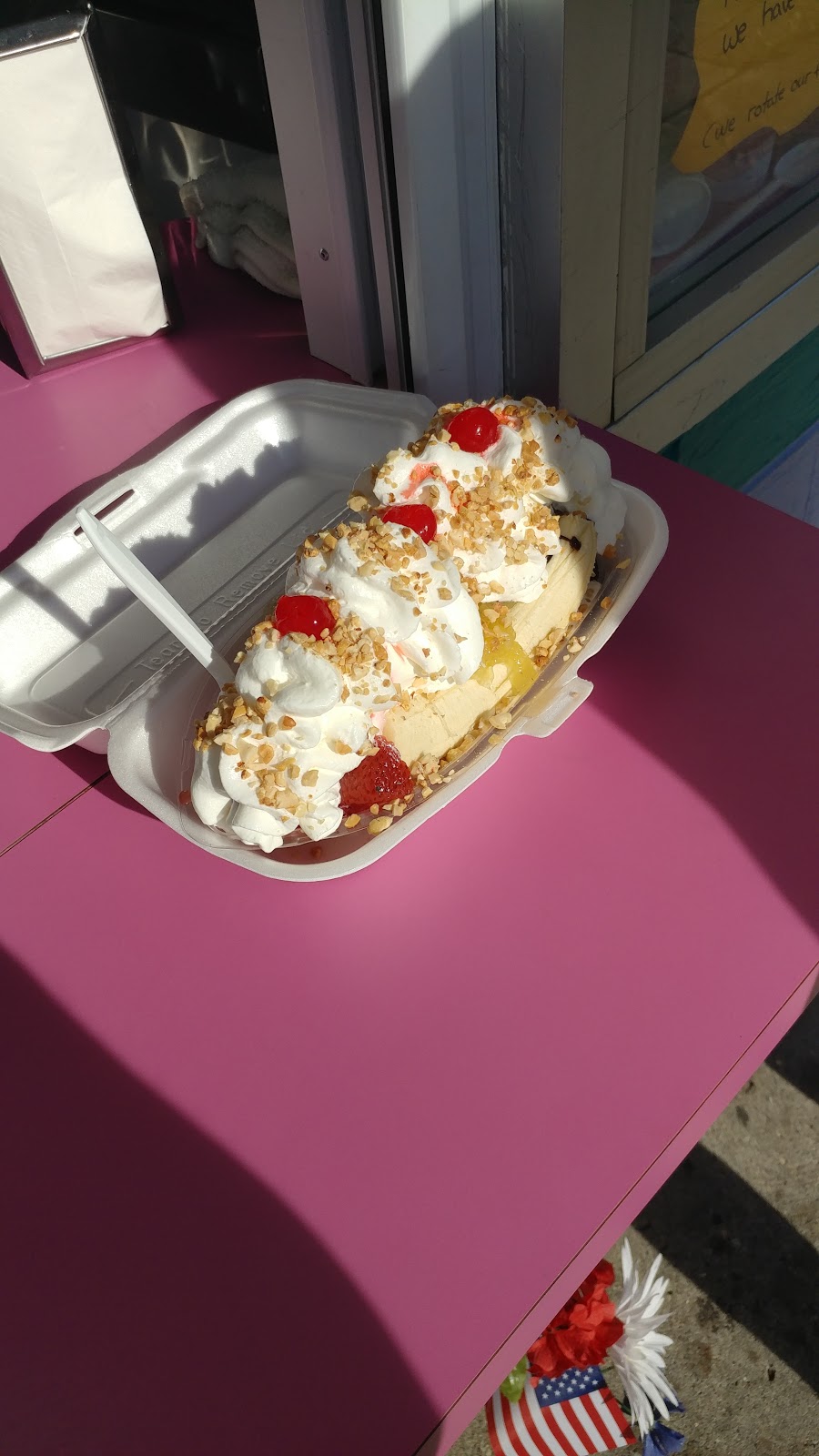 Arctic Queen | 80190 Main St, Memphis, MI 48041, USA | Phone: (810) 392-2394