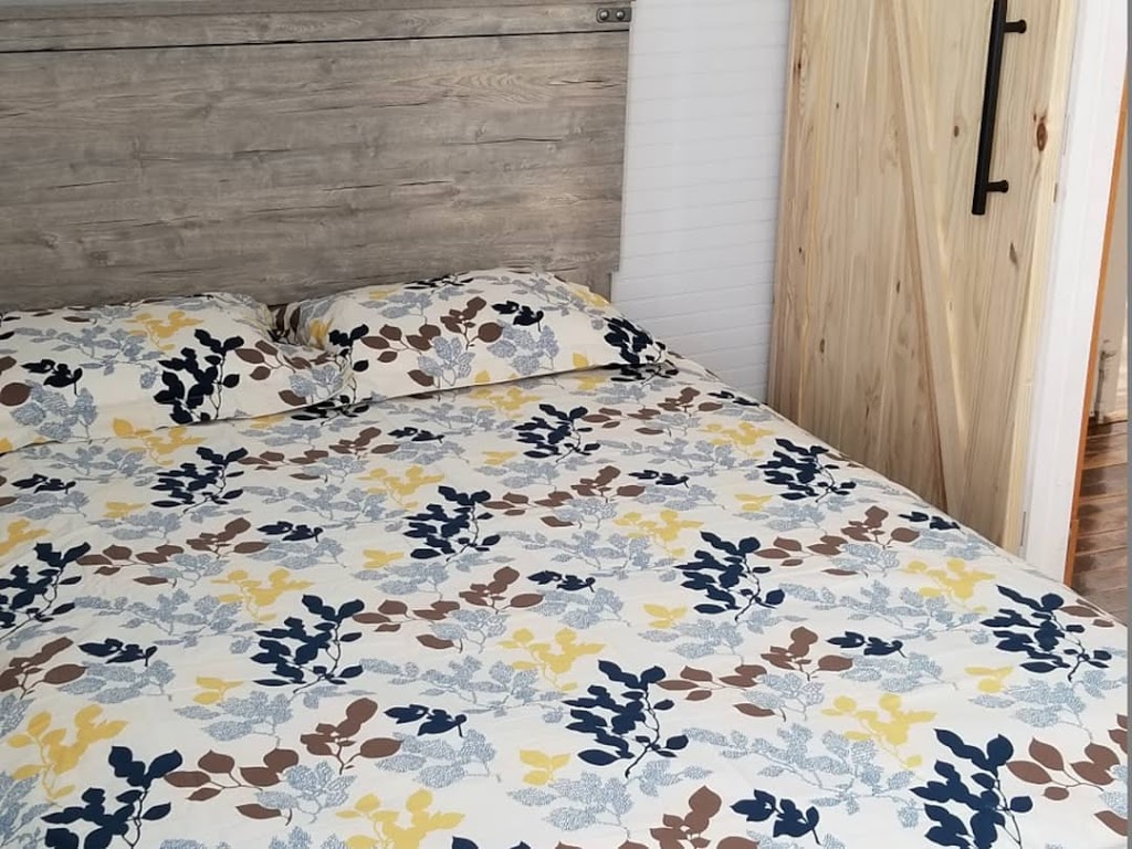 Blue Anchor Getaway | 103 Dixon Loop Rd, Malden, NB E4M 1W7, Canada | Phone: (604) 365-9611