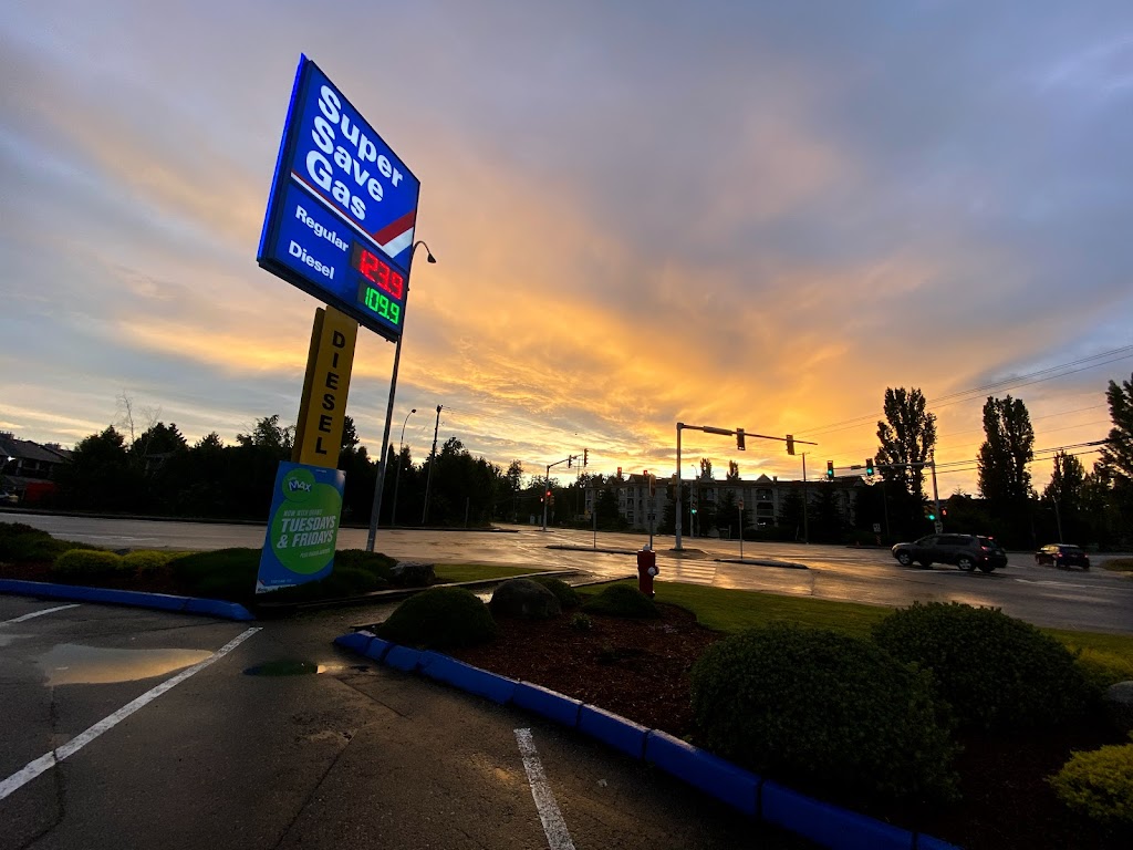 Super Save Gas Station | 20966 56 Ave, Langley, BC V3A 7Z2, Canada | Phone: (604) 530-8770