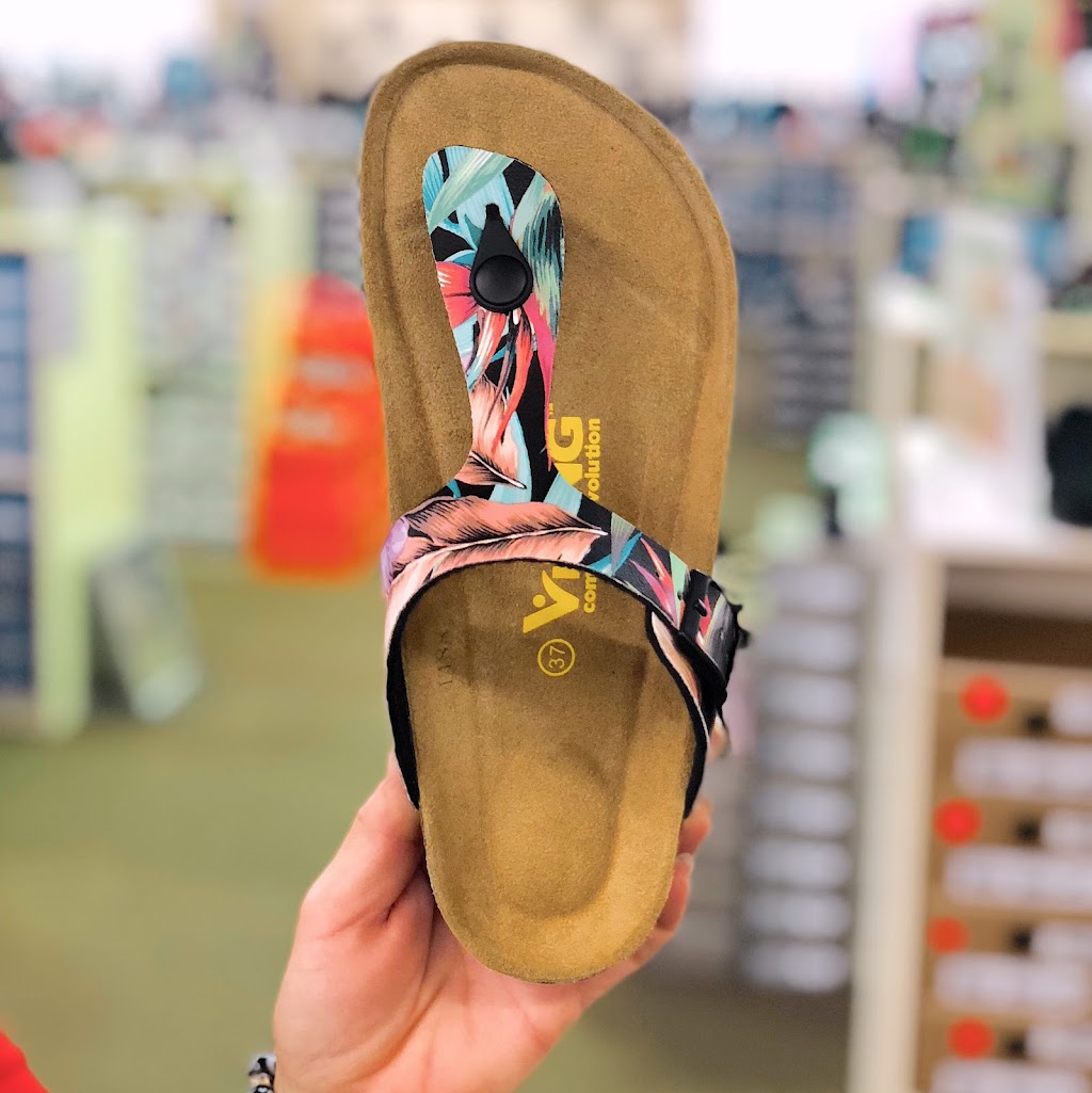 Factory Shoe Outlet/Emille Shoes Ltd | 2394 Fairview St, Burlington, ON L7R 2E4, Canada | Phone: (905) 632-9688