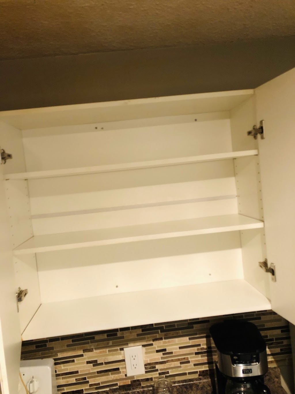 BEST IN TOWN Cleaning Services | 50 McCreedy Rd, Winnipeg, MB R2K 4A8, Canada | Phone: (431) 668-6198