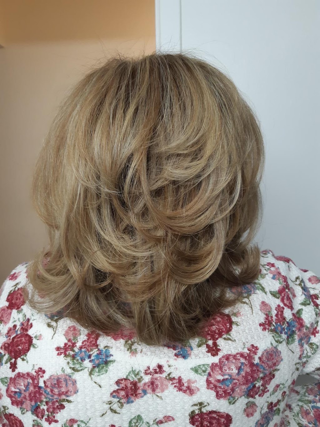 Melanie hair fashion | 187 Hickling Trail, Barrie, ON L4M 5V1, Canada | Phone: (647) 529-7025
