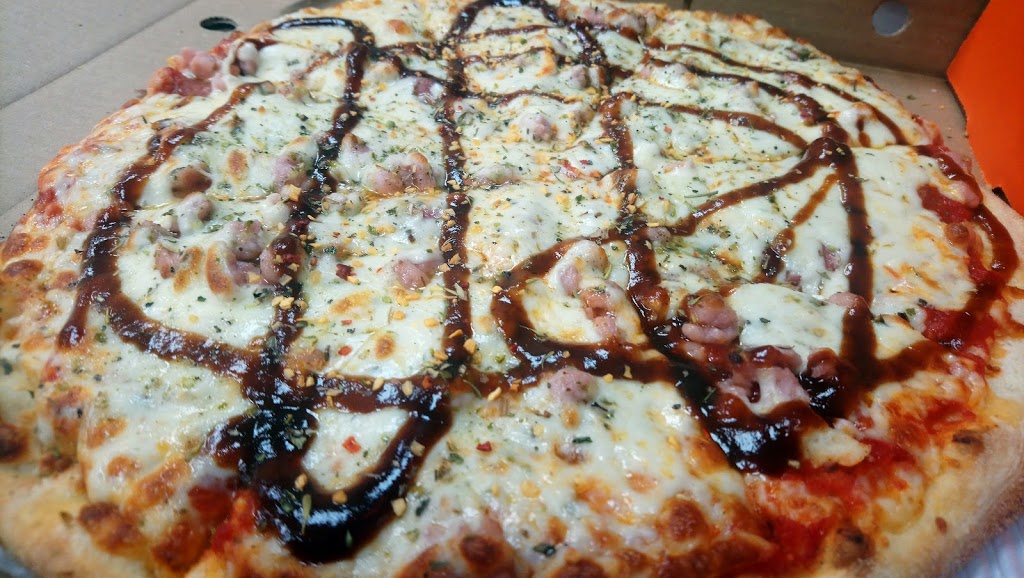Pizza Pizza | 8601 Warden Ave #1B, Unionville, ON L3R 0B5, Canada | Phone: (416) 967-1111