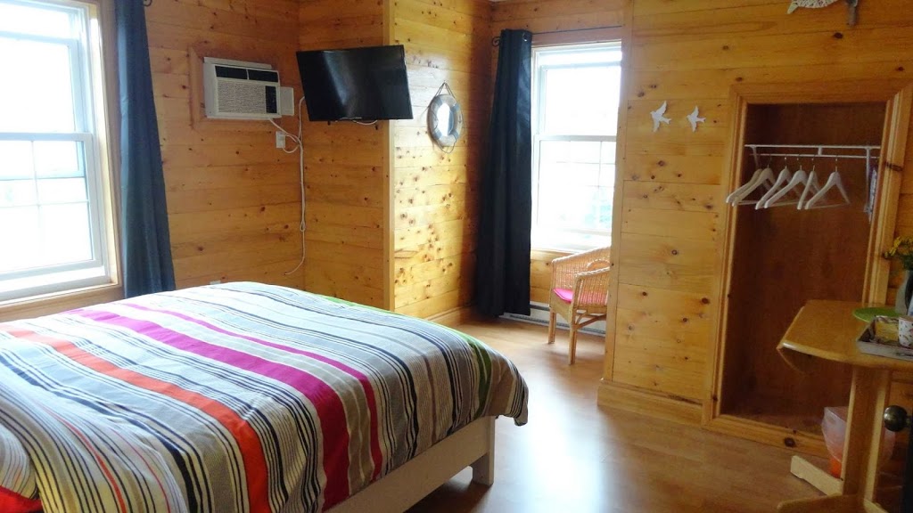 LAncrage Bed & Breakfast and Cottages | 10617 Rue Principale, Saint-Louis-de-Kent, NB E4X 1G1, Canada | Phone: (506) 335-0335