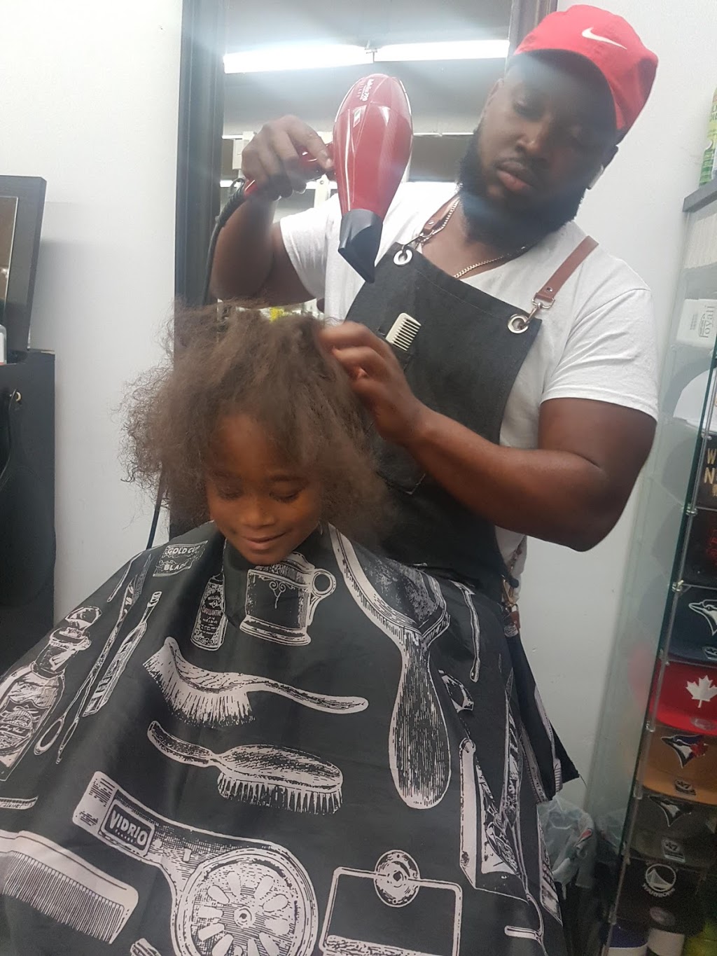 UrbanEdge | 4830 Sheppard Ave E, Scarborough, ON M1S 5M9, Canada | Phone: (647) 349-7478