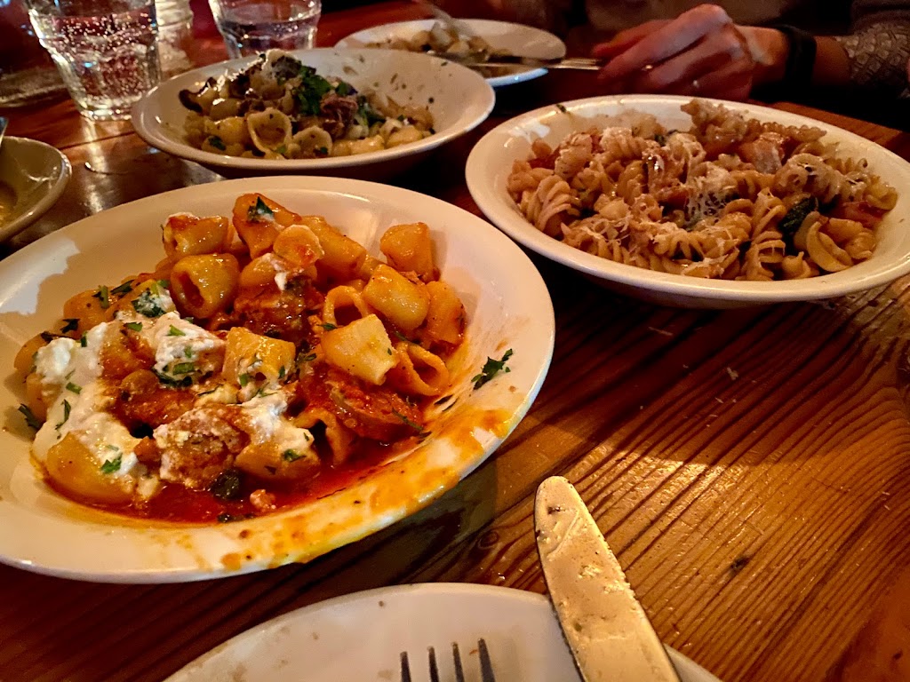 Annabelle Pasta Bar | 909 Davenport Rd, Toronto, ON M6G 2B7, Canada | Phone: (437) 231-9583